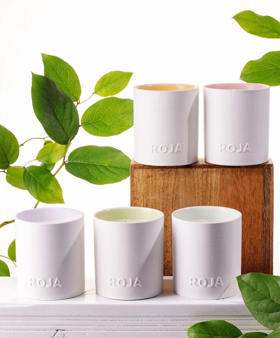 Tea Time In The Conservatory Candle Roja Parfums 